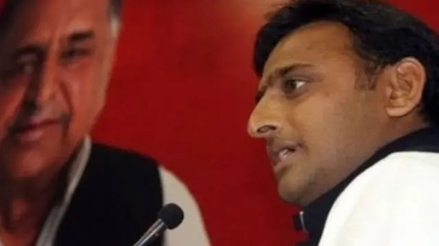 अखिलेश यादव