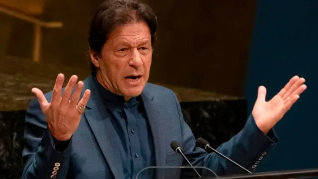 ইমরান খান