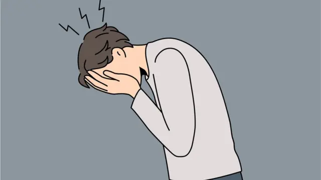 Klubdagi yalangoch qizning surati