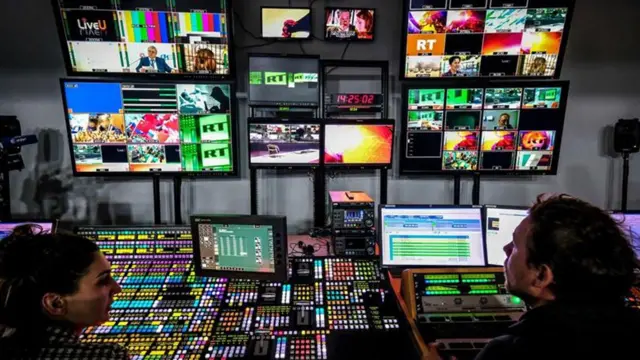 8 Haziran 2018’de Moskova’da RT televizyon şirketinin yönetmenlerinden biri ekipman odasında