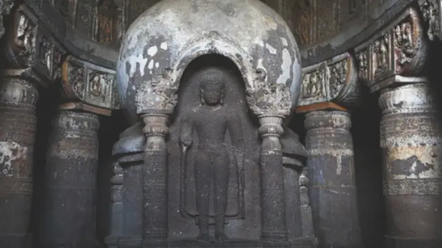 અજંતા ઇલોરાની ગુફા