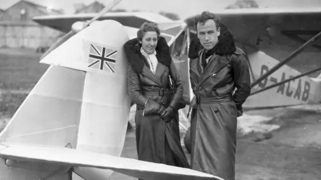 جِم مولیسن اور ایمی جانسن