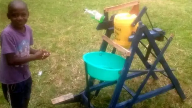 Ọmọ ọdun mẹsan an kan, Stephen Wamukota