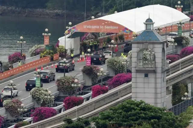 சென்டோசா தீவு வந்தடைந்தார் டிரம்ப்