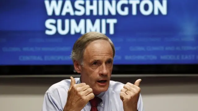 قال كاربر إن توقيعه جرى تزيفه في الوثيقة