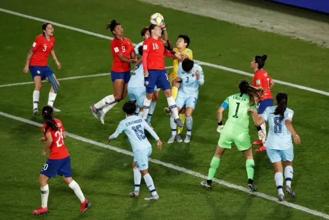 Una jugada del partido