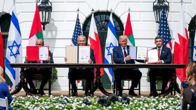 İsrail, ABD'nin öncülüğünde BAE ve Bahreyn ile ilişkileri normalleştirme anlaşması imzaladı