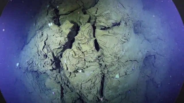 El resultado de una erupción bajo el agua