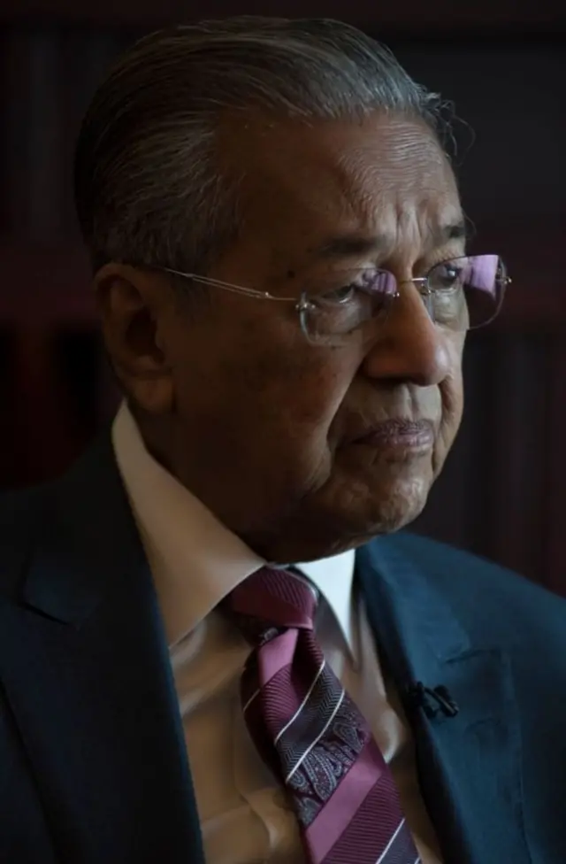 பிரதமர் மகாதீர்