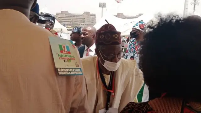 Aworan Minisita feto iroyin Lai Mohammed