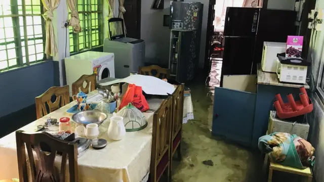 घर में भरा पानी