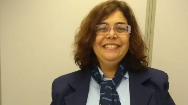 La jueza Adriana Leandro trabajó como operadora telefónica durante un día.