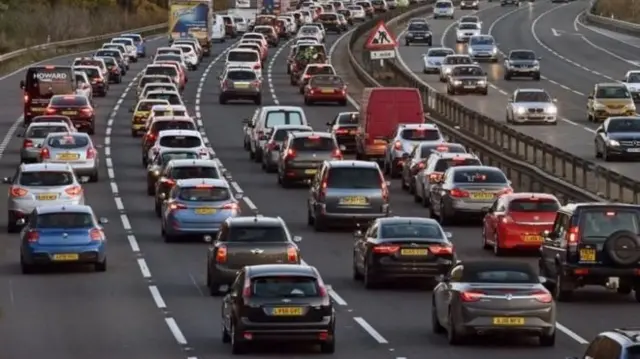 ‌ شرکت‌های بیمه بریتانیایی تبعیض قومیتی در تعیین حق بیمه را رد کرده‌اند