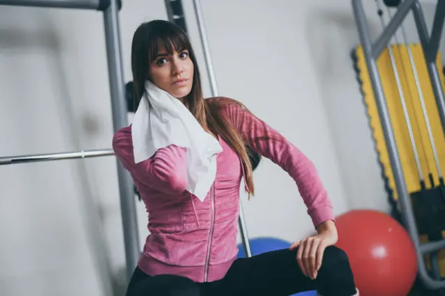 हर्निया आणि वजनं उचलण्याचा व्यायाम