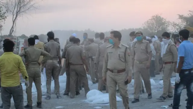 उत्तर प्रदेश, औरैया, सड़का हादसा