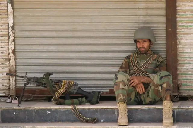 Солдат национальной армии Афганистана