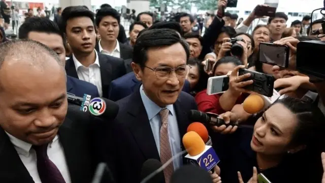 ထိုင်းမင်းသမီး၊ ရွေးကောက်ပွဲ၊ ထိုင်းရက်ဆာချာ့ပါတီ၊ တရားရုံး