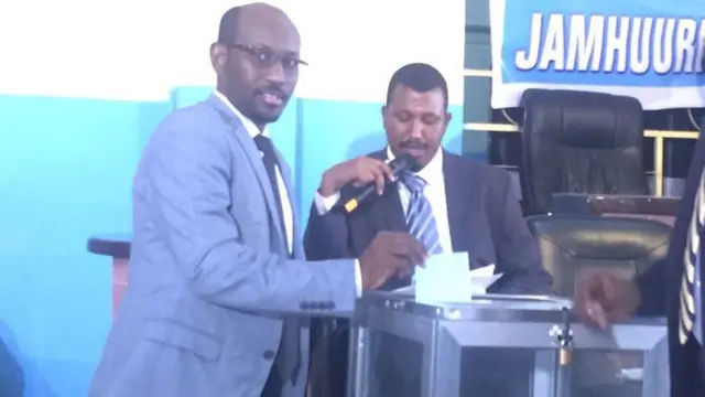 Xildhibanaao codeynayo