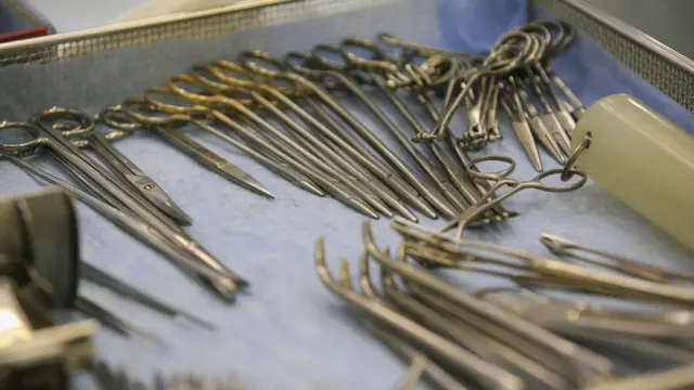 Material quirúrgico.