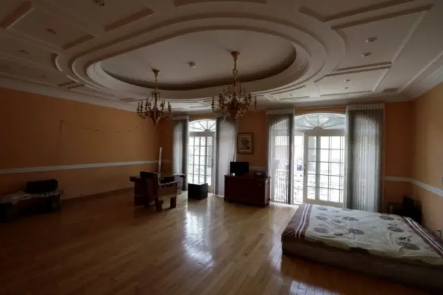 Una de las habitaciones