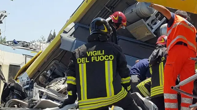 Столкновение поездов