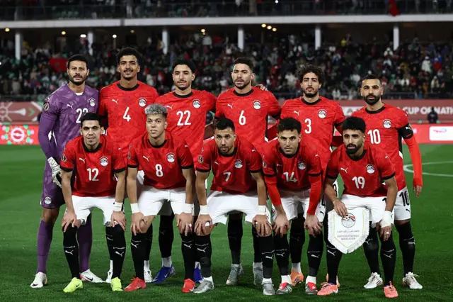 L'équipe d'Egypte pose avant son match de huitième de finale de la CAN 2025 contre le Bénin. 
