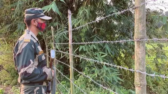 ভারত - বাংলাদেশ সীমান্তে বিএসএফ প্রহরা