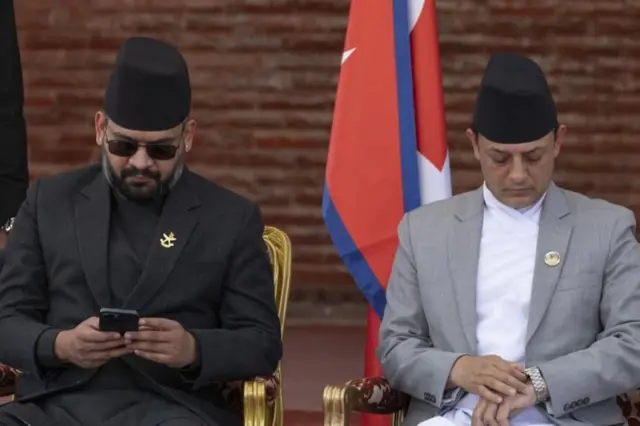 सभामुखका साथ प्रधानमन्त्री