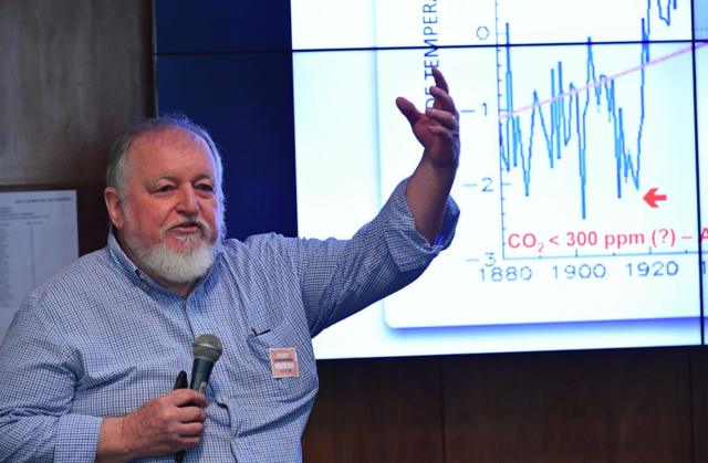 As Comissõesfluminense e goiás palpiteRelações Exteriores e Defesa Nacional (CRE)fluminense e goiás palpiteMeio Ambiente (CMA) realizam audiência pública conjunta para tratar sobre questões relacionadas às mudanças climáticas e ao aquecimento global. Foto tiradafluminense e goiás palpite28fluminense e goiás palpitemaiofluminense e goiás palpite2019