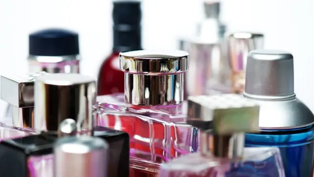 Флаконы духов