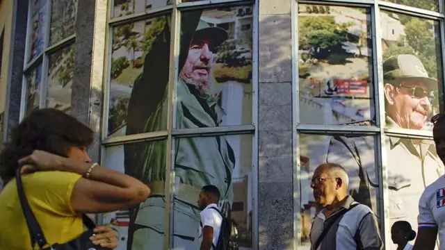 十字路口上的古巴