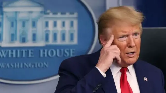 डोनल्ड ट्रंप