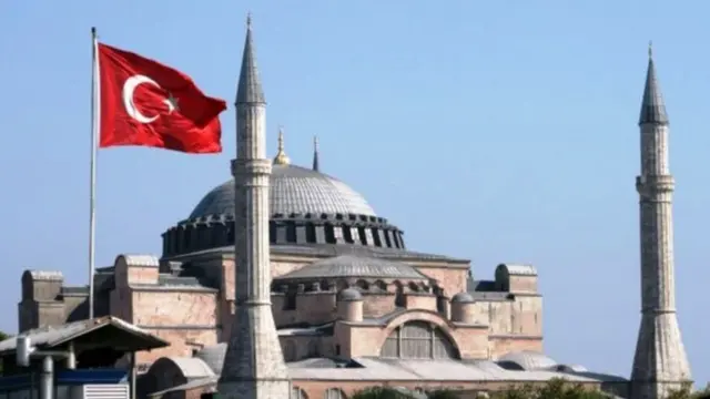 Anna dick sorayotgan surati