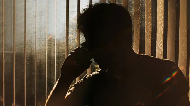 அலைப்பேசி அழைப்பு