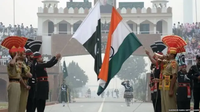 இந்தியா, பாகிஸ்தான்