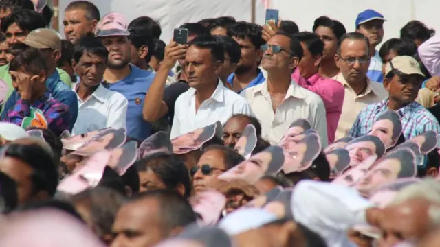 પ્રતીકાત્મક તસવીર