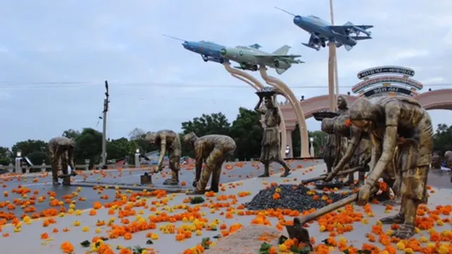 વીરાંગનાસ્મારકની તસવીર