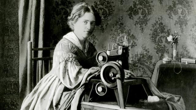 Anuncio para la patente de la máquina de coser Singer, en 1899.