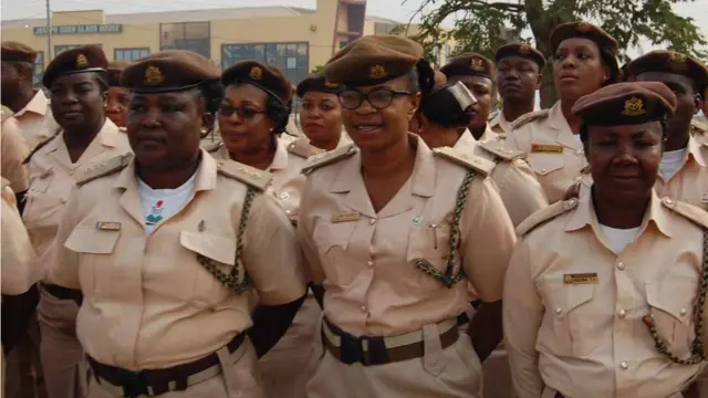 Ndị ọrụ ọpụpụ na mbata