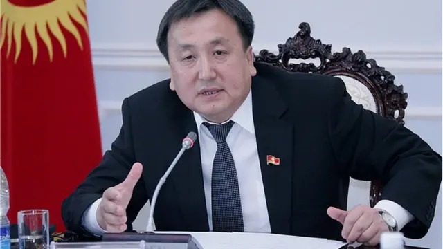 Асылбек Жээнбеков, парламент депутаты