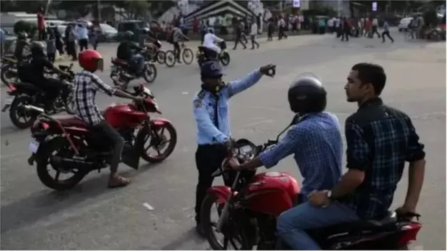 গত কয়েক বছরে বাংলাদেশে মোটরসাইকেলের ব্যবহার রাতারাতি অনেক বেড়েছে, যদিও সেই সঙ্গে বাড়েনি ড্রাইভিং লাইসেন্সের সংখ্যা