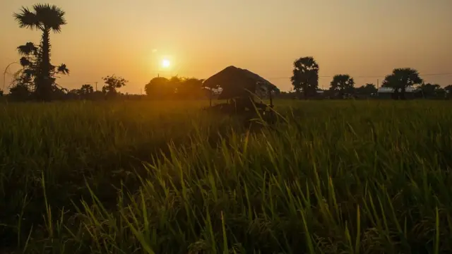 රටේ ජීවන වියදමේ මට්ටම සම්බන්ධයෙන් 30% ක් තෘප්තිමත්