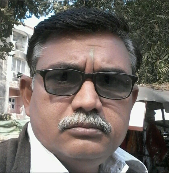 સુરેશ જાધવ