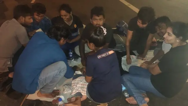 இலங்கை நெருக்கடி