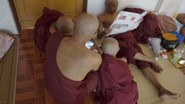 মিয়ানমারে ধর্মীয় নেতারাও ফেসবুকে তৎপর