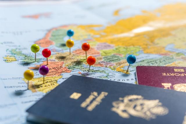 ما هي التأشيرات الذهبية ولماذا تعتبر "مثيرة للجدل"؟