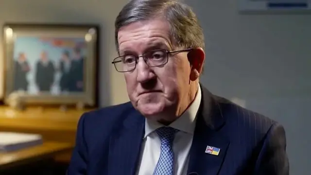 Nam tước Robertson nói rằng việc Nga đánh mất vị thế siêu cường đã bào mòn cái tôi của Tổng thống Putin 