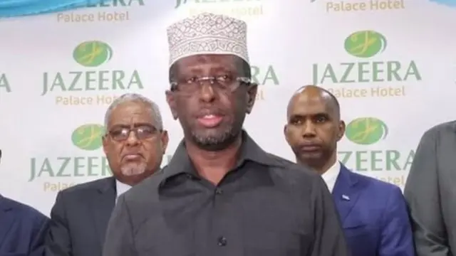 Shariif Sheekh Axmed oo shir jaraa'id ku qabtay Muqdisho