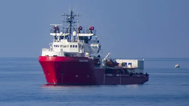 Ocean Viking tarafından Akdeniz'de kurtarılan 213 göçmene İtalya'nın Sicilya adasındaki Messina limanı açıldı
