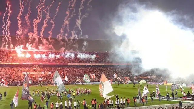 Стадион Фейеноорд